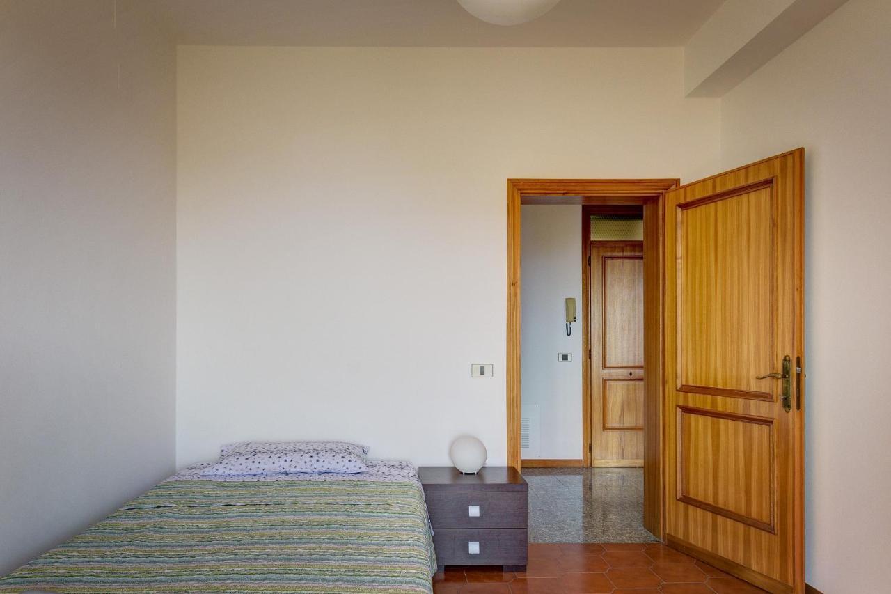 Appartamento Luisa - Vista Lago Passignano sul Trasimeno Buitenkant foto